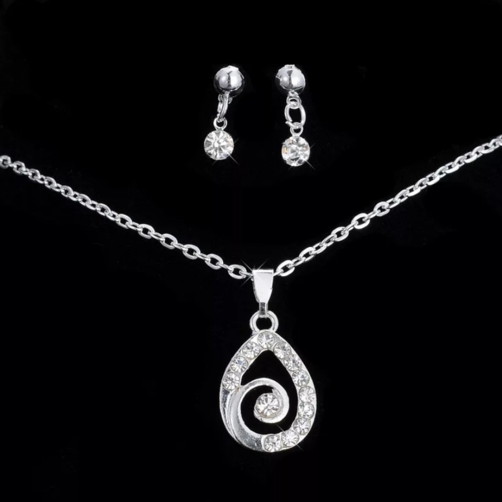 Drop Necklace & Earrings Set